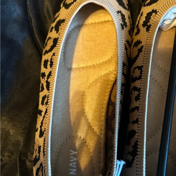 Soft Knit Pointed-Toe Ballet Flats Size 6.5 - Picture 6 of 7